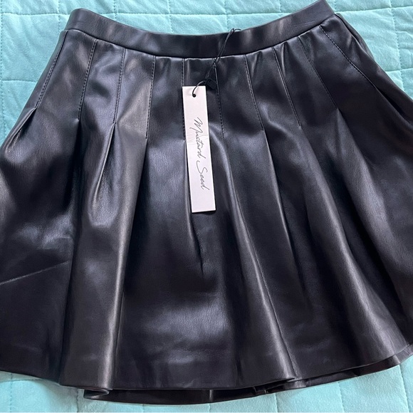 Mustard Seed Pants - New Mustard Seed Black Pleated Pleather Skort size Small